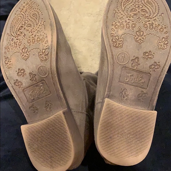 Justice girls boots size 1 - Picture 6 of 7